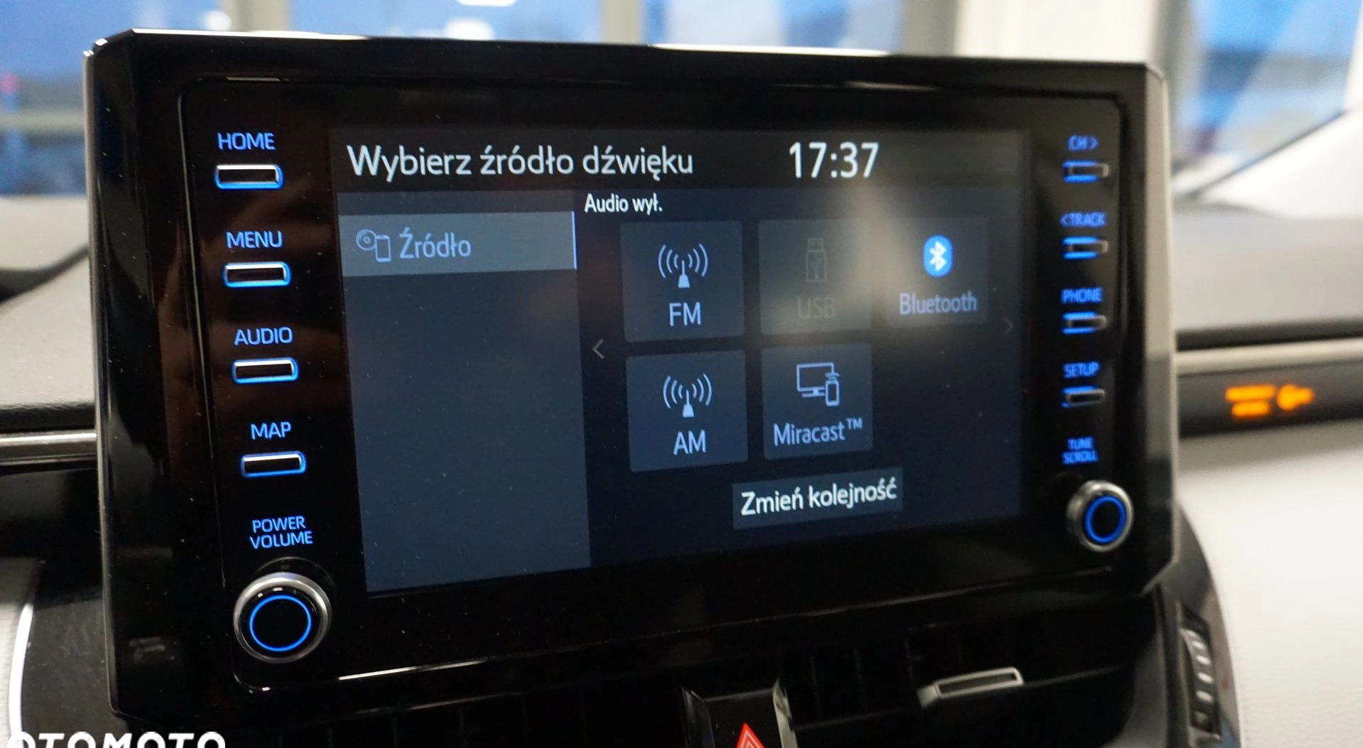 Toyota Corolla cena 86900 przebieg: 77236, rok produkcji 2020 z Frombork małe 497